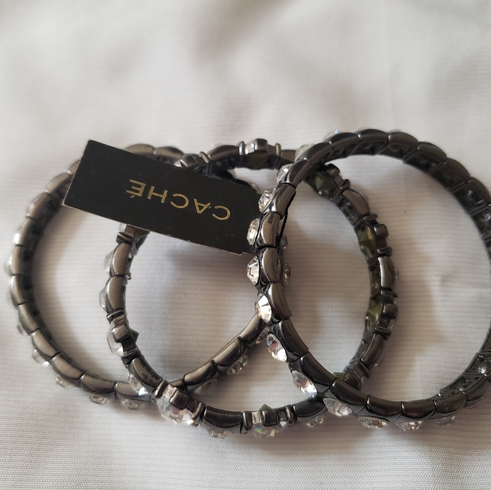 Cache Rhinestone Braclet Set - Picture 2 of 4